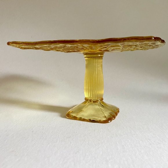 Vintage LE Smith Yellow Depression Glass Pedestal Cake Stand | Rare | 9.5" - Picture 4 of 14